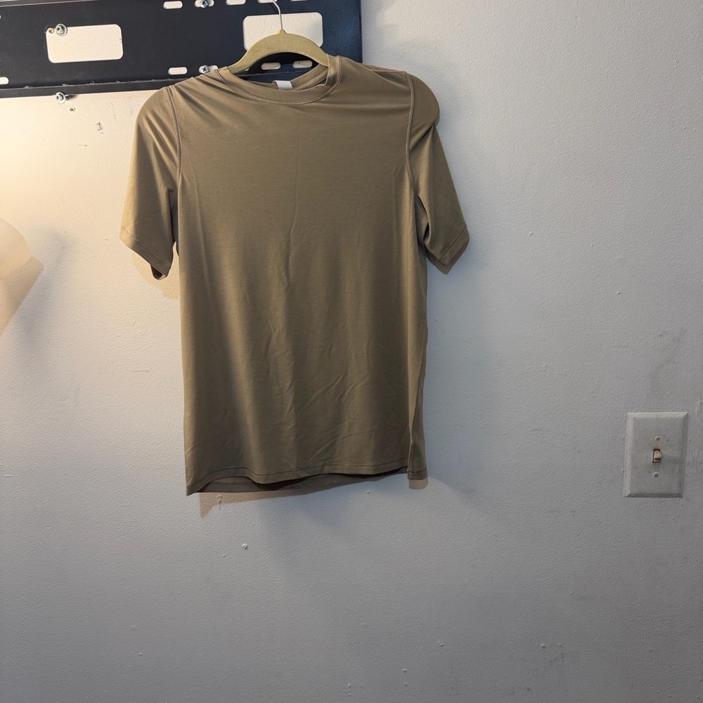 Men's Tan T-Shirt